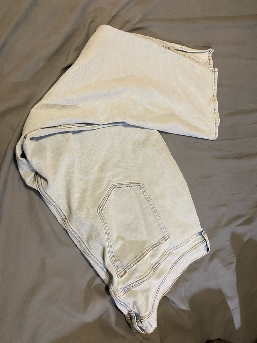 Abercrombie & Fitch Light Wash Women’s Jeans